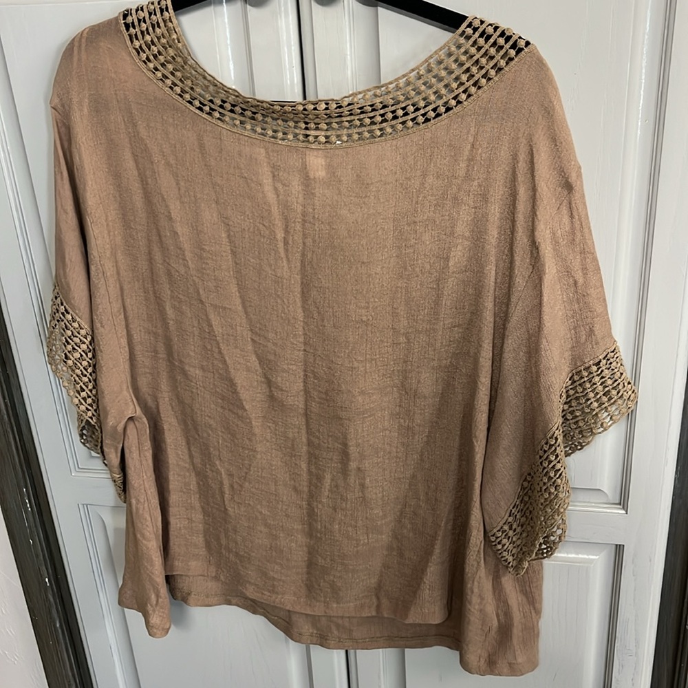 Top-blouse - Picture 5 of 6